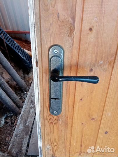 Дверь входная металлическая