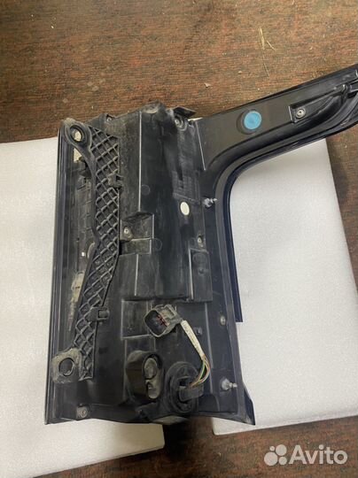 Задний левый фонарь Range Rover Vogue L405