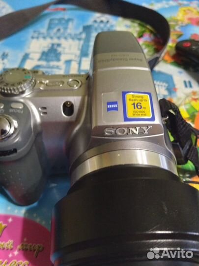 Продам фотоаппарат Sony Cyber-shot DSC-H2