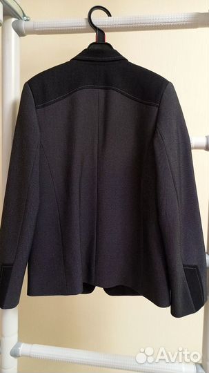 Пиджак для мальчика 7-8 лет