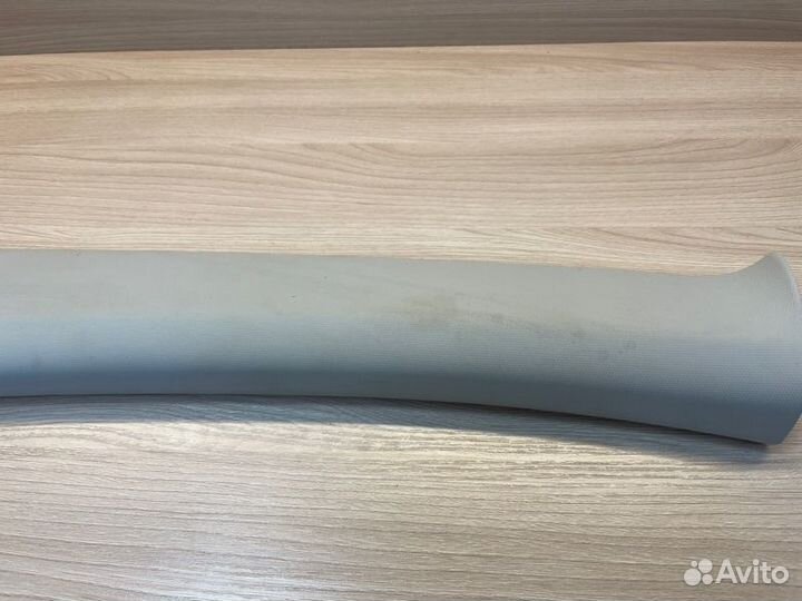 Обшивка стойки передняя правая Skoda Rapid