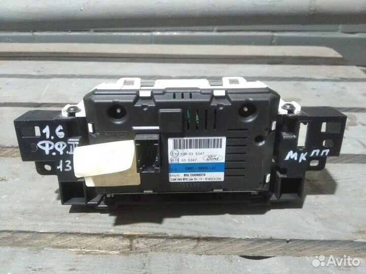 Дисплей информационный Ford Focus Iii хетчбек 1.6