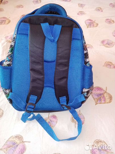 Школьный рюкзак