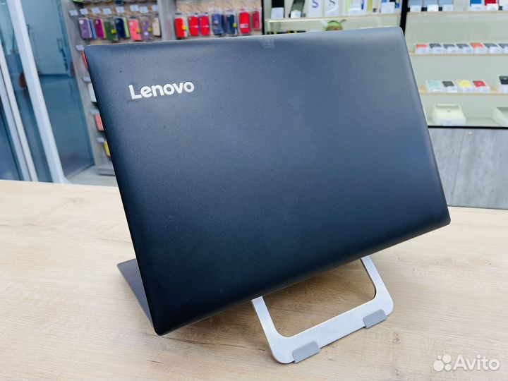 Ноутбук Lenovo 4ядра/8gb DDR4/radeon 530/256 SSD