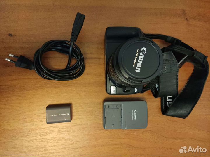 Фотоаппарат и вспышка Canon