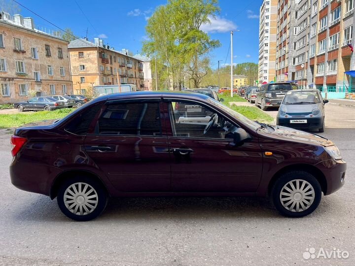 LADA Granta 1.6 МТ, 2013, 112 000 км