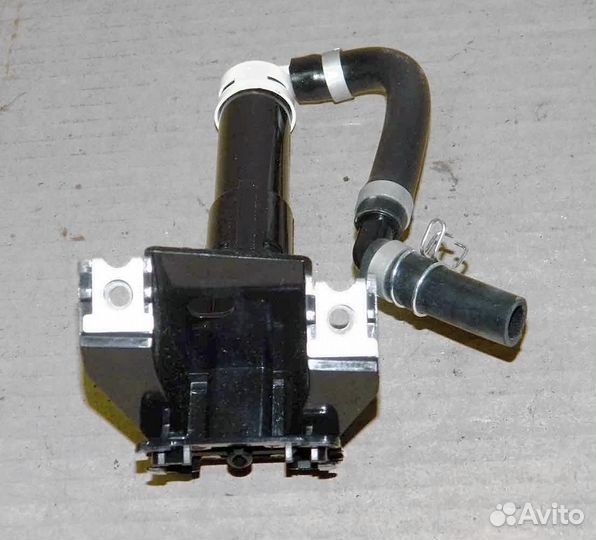 Форсунка омывателя фары Mitsubishi Outlander XL