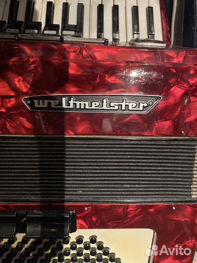 Продам аккордеон Weltmeister