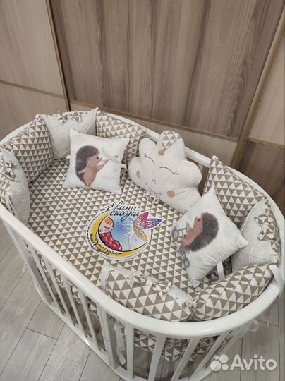 Бортики, простынь в кроватку для малыша