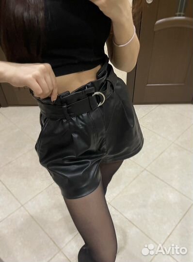 Шорты экокожа 36 h&m