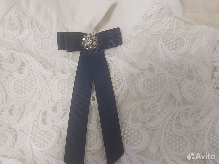 Кружевная блузка для девочки