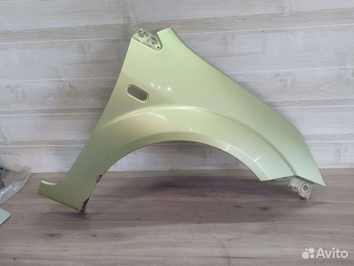 Крыло переднее правое ford fiesta mk5