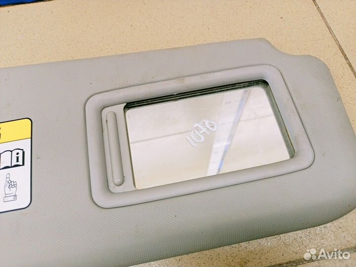 Козырек солнцезащитный (внутри) RAV 4 2013