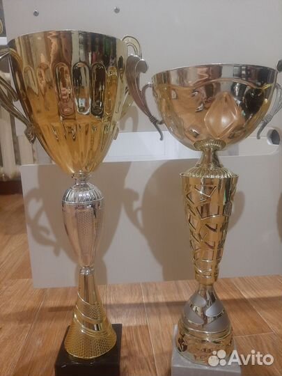 Медали кубки