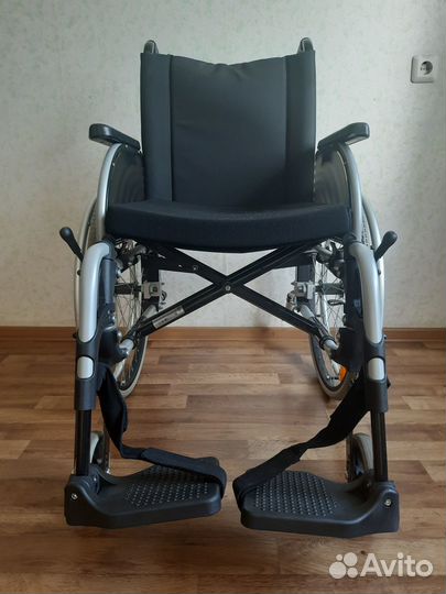 Инвалидное кресло