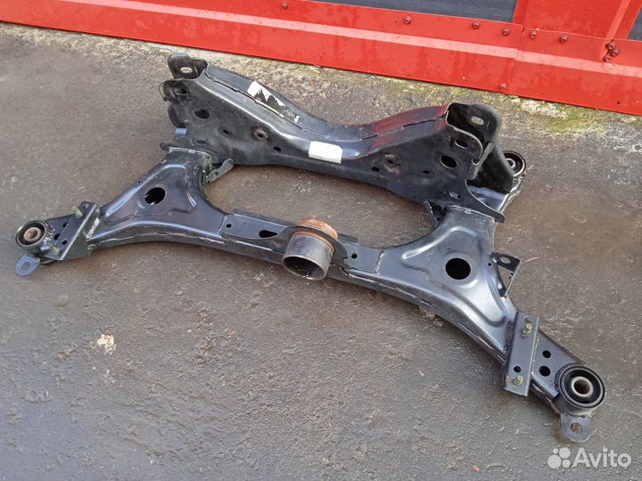 Подрамник (задняя балка) Nissan Juke F15 2010-2019