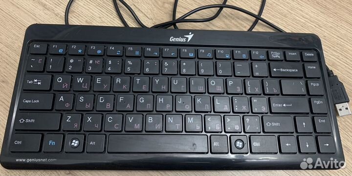 Проводная клавиатура Genius