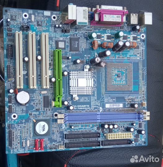 Продам плату Gigabyte 7vm400AM-RZ