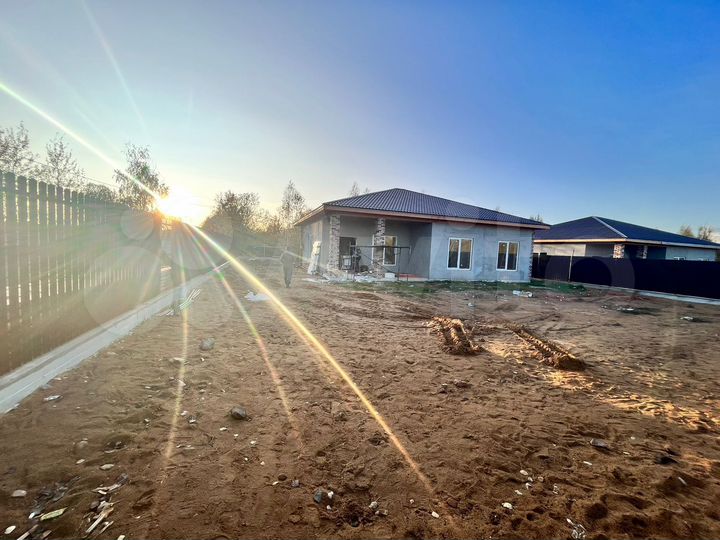 Дом 182 м² на участке 8,3 сот.