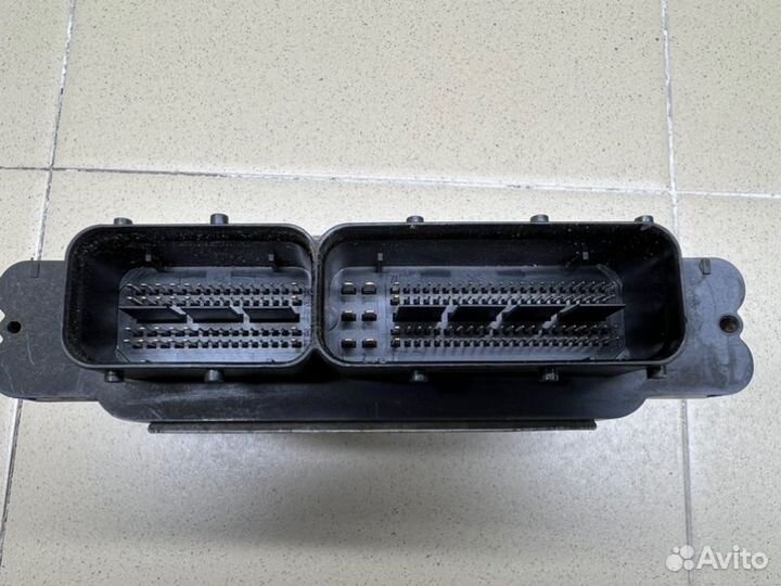 Блок управления двигателем Audi A3 8V czca 2014