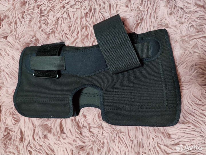 Бандаж на коленный сустав