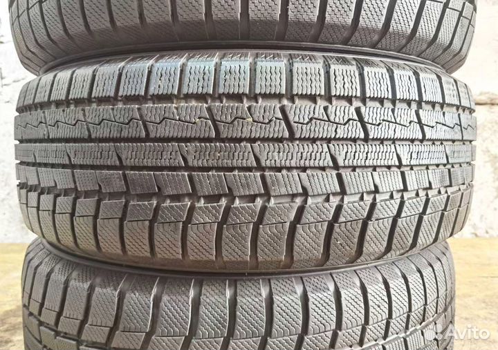 Toyo Winter Tranpath TX 215/60 R17 97H