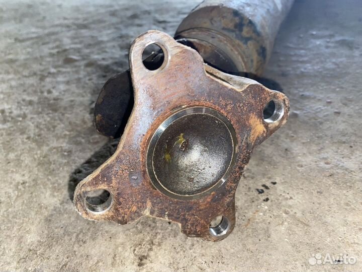 Кардынный вал от Land Cruiser Prado 120