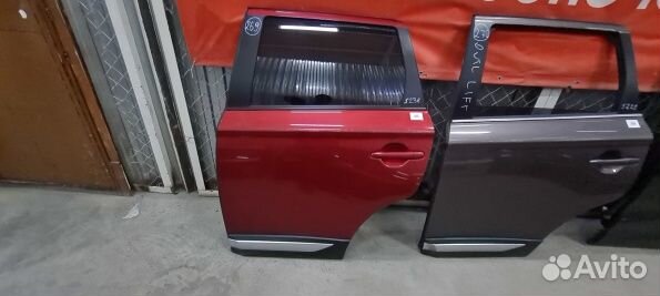 Митсубиси Аутлендер 3 Дверь задняя левая