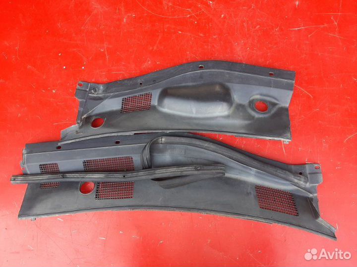 Решетка стеклоочистителя\Жабо Lexus Rx