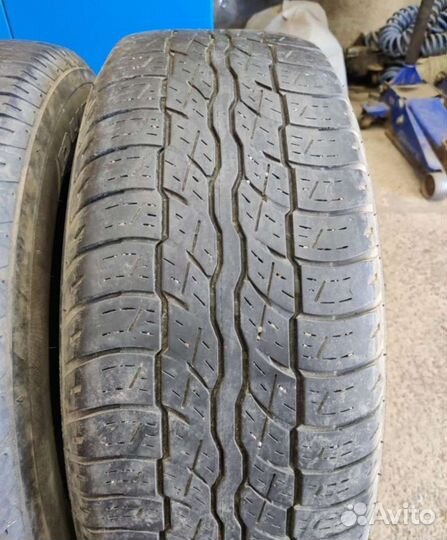 Bridgestone Dueler H/T D687 235/60 R16