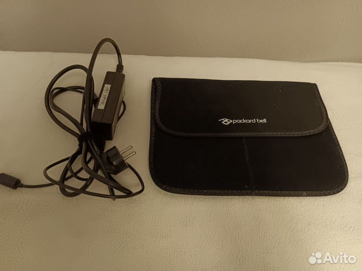 Прадаётся нетбук Packard bell