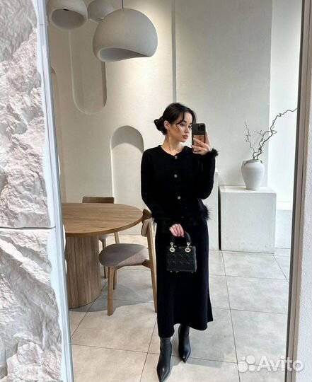 Двойка костюм с перьями