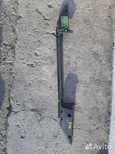 BMW X5 E53 Верхняя планка телевизора