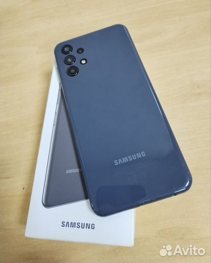 Samsung Galaxy A13, 4/64 ГБ