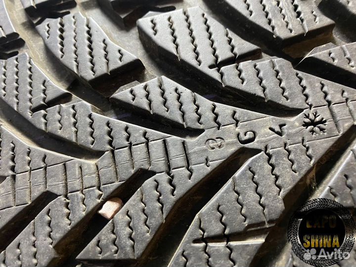 Nokian Tyres WR SUV 4 275/40 R21 107V