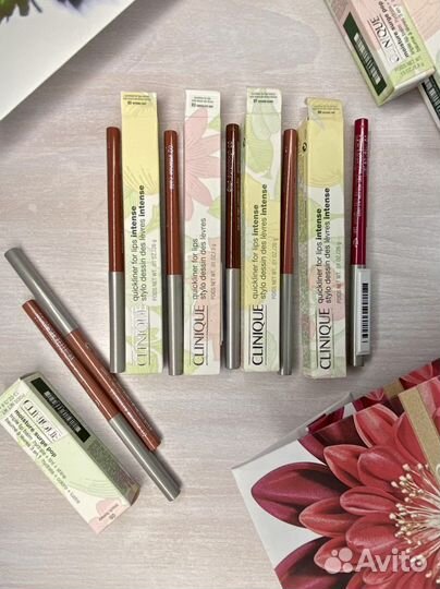 Clinique Автоматический карандаш для губ