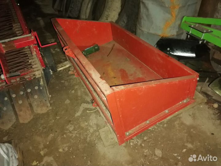 Кузов задненавесной на минитрактор