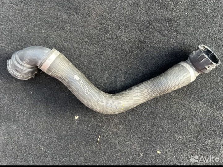 Патрубок системы охлаждения Mercedes w205 274