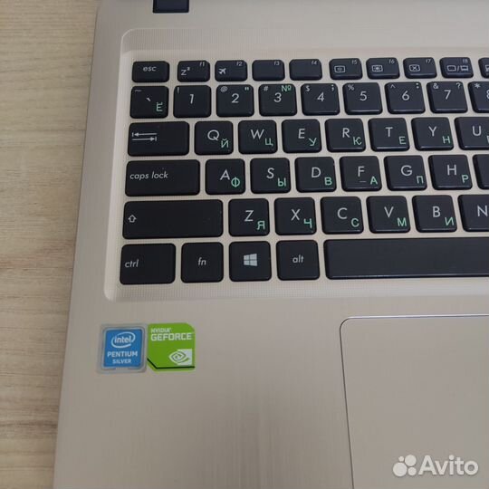 Мощный,игровой Asus,4 ядра,SSD 240,Geforce MX110