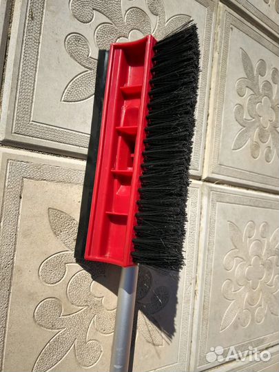 Щётка автомобильная от снега