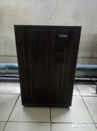 Напольная колонка акустика