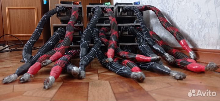 Импульсный блок питания 12,13.6,14.4,15 v