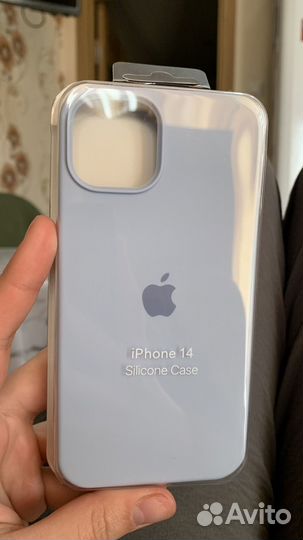 Чехол на iPhone 14