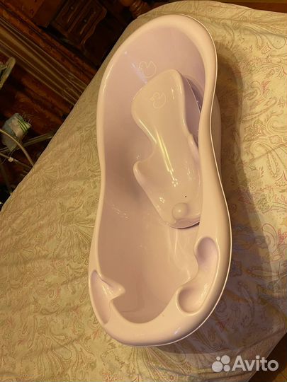 Ванночка для купания с подставкой
