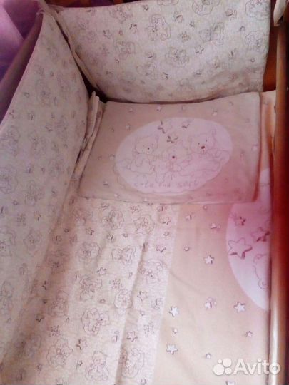 Детская кроватка