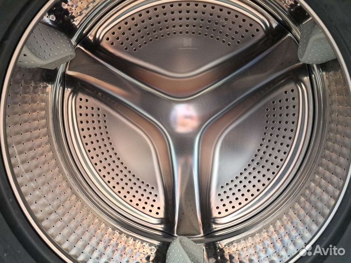 Haier 2в1 стирально сушильная машина