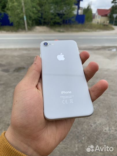iPhone 8 64 гб