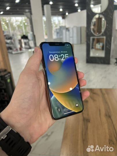 iPhone Xs, 64 ГБ