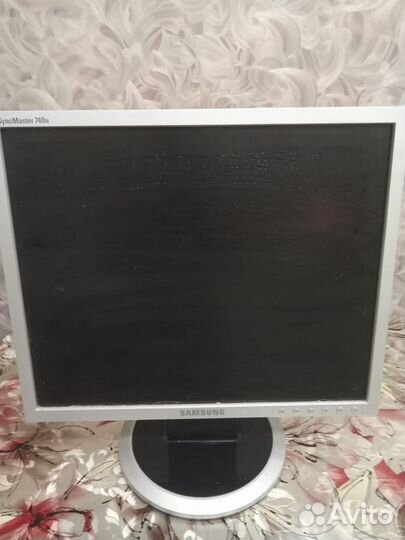 Монитор Samsung