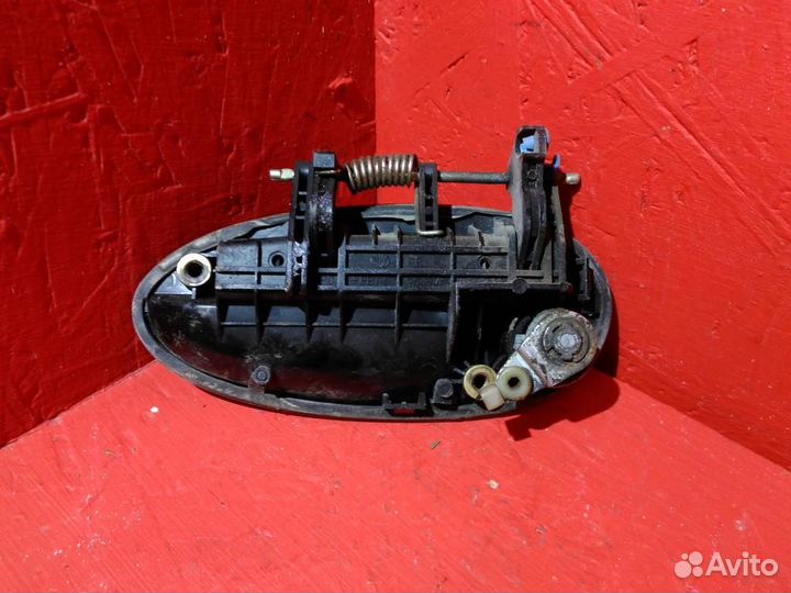 Ручка двери передняя правая Дэу Матиз